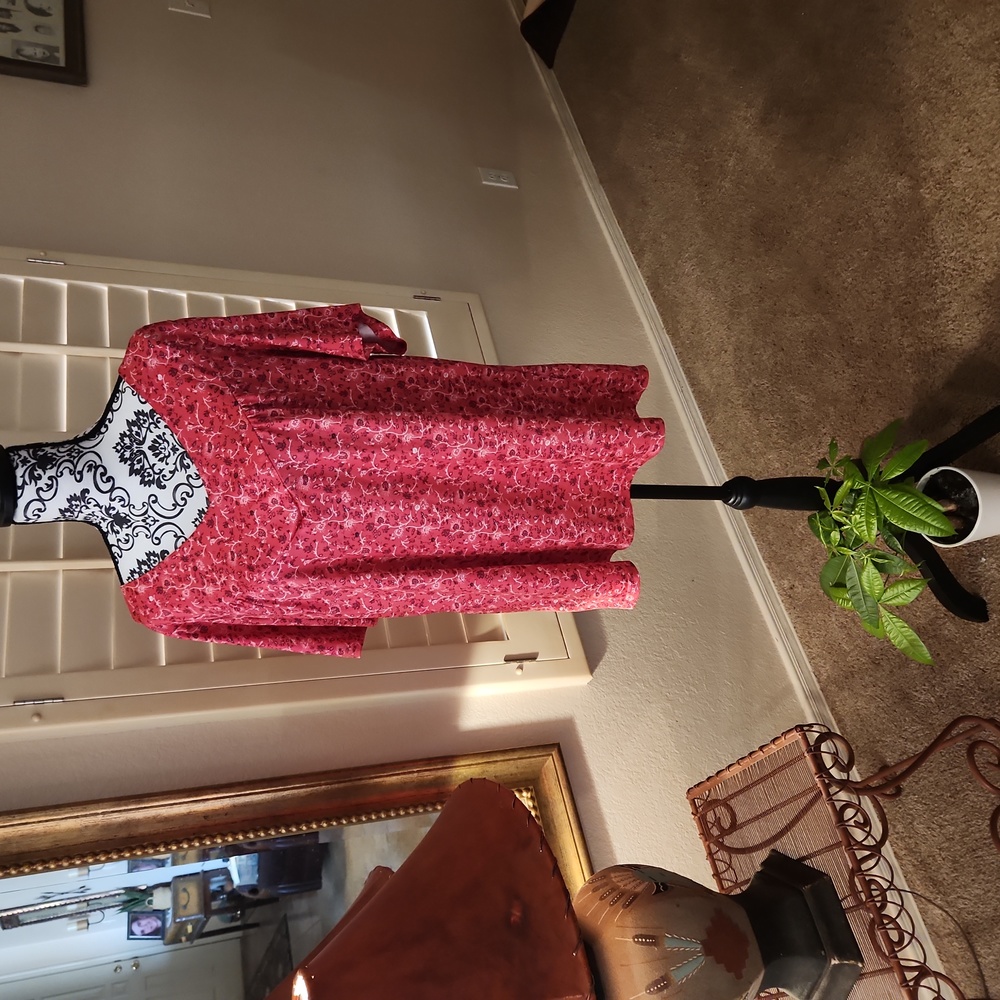 NWOT red flowered blouse size 2x